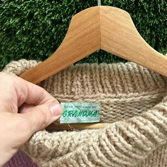 Vintage Yoda Silhouette Handmade Sweater Large - Picture 3 of 5